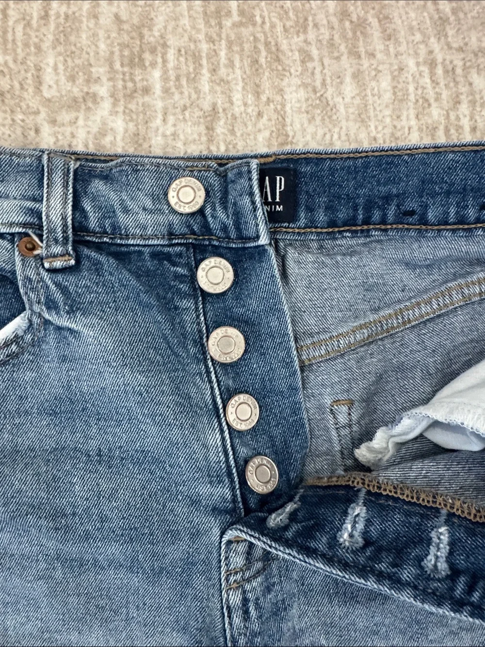 GAP Frayed Hem Distressed Denim Shorts - Blue